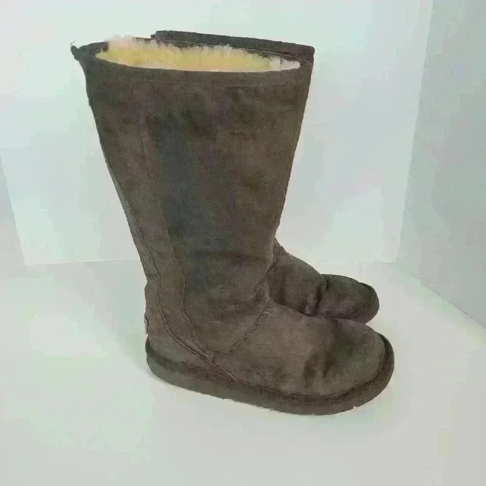 Ugg Knightsbridge Tall Chocolate suede boots Sz 6